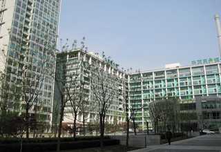 暖气片哪个牌子好